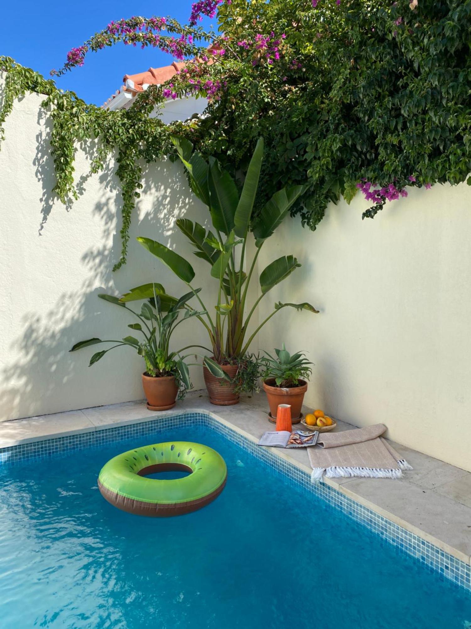 House Upscale With Pool Villa